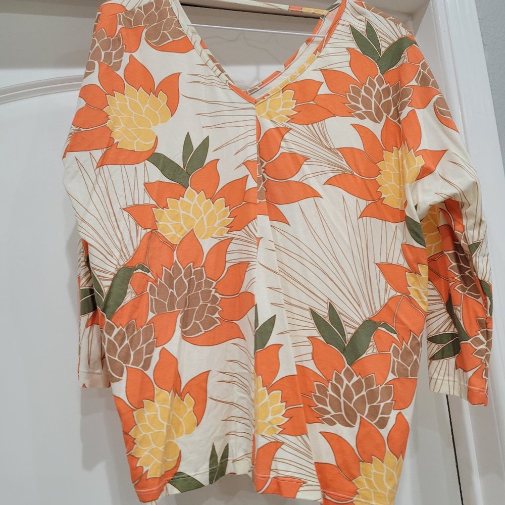 Ava Sky/Fighting Eel Peach Palawan Karla Top Size Sm - New with Tags